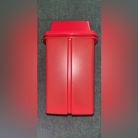 Pick-a-deli Tupperware - Picture 4 of 4